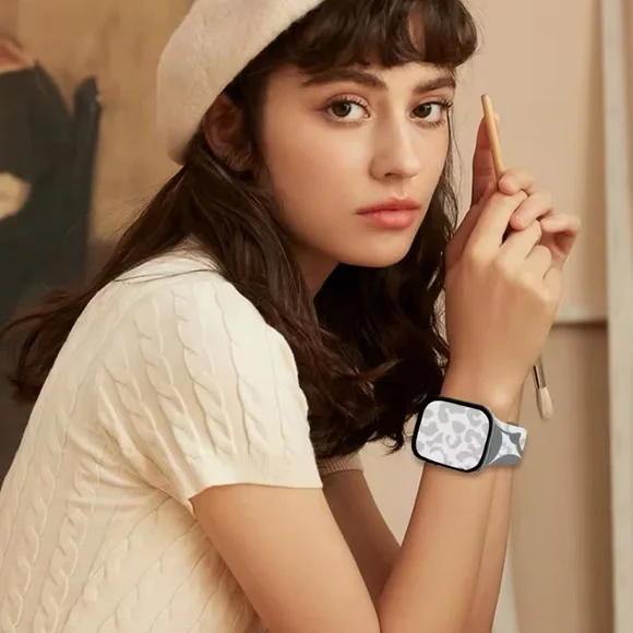 White Coach Silicone Apple Watch Band Fit 42/44/45/49mm Watch straps Modern Band - Picture 5 of 7